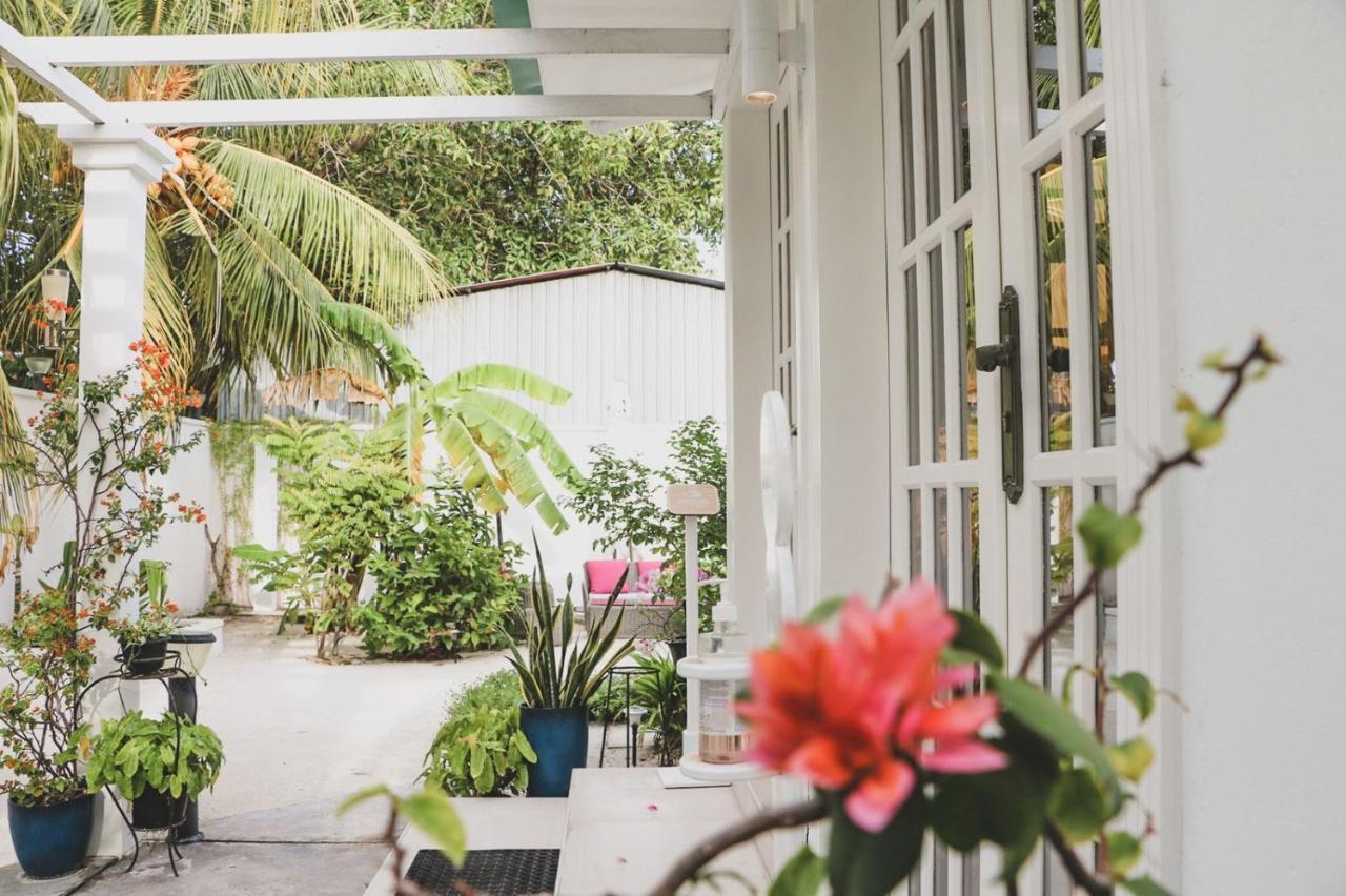 Fiyala Homestay Addu City Екстер'єр фото