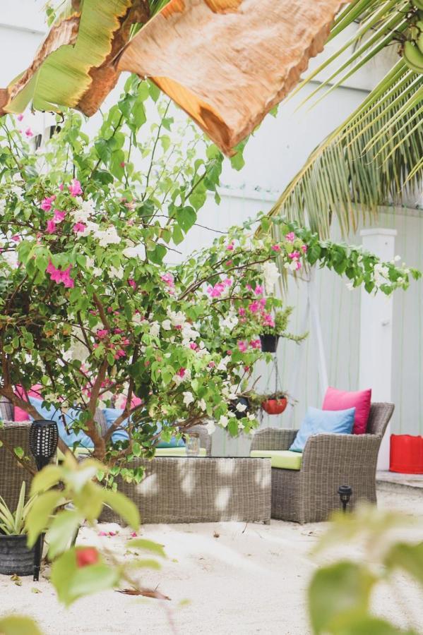 Fiyala Homestay Addu City Екстер'єр фото