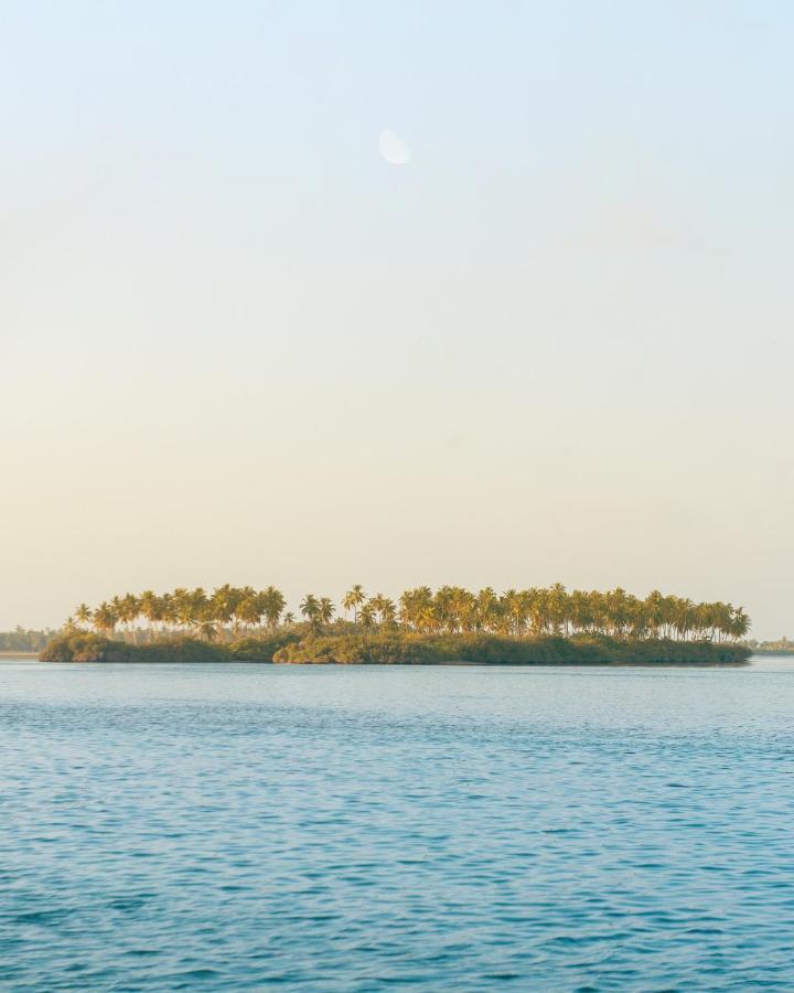 Fiyala Homestay Addu City Екстер'єр фото